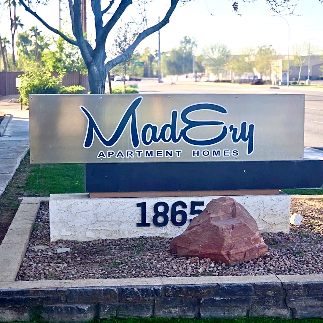 MadEry Apartments photo 2